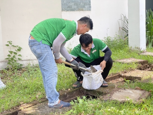 Dịch vụ vệ sinh đường mương nổi tại KCN Việt Hương